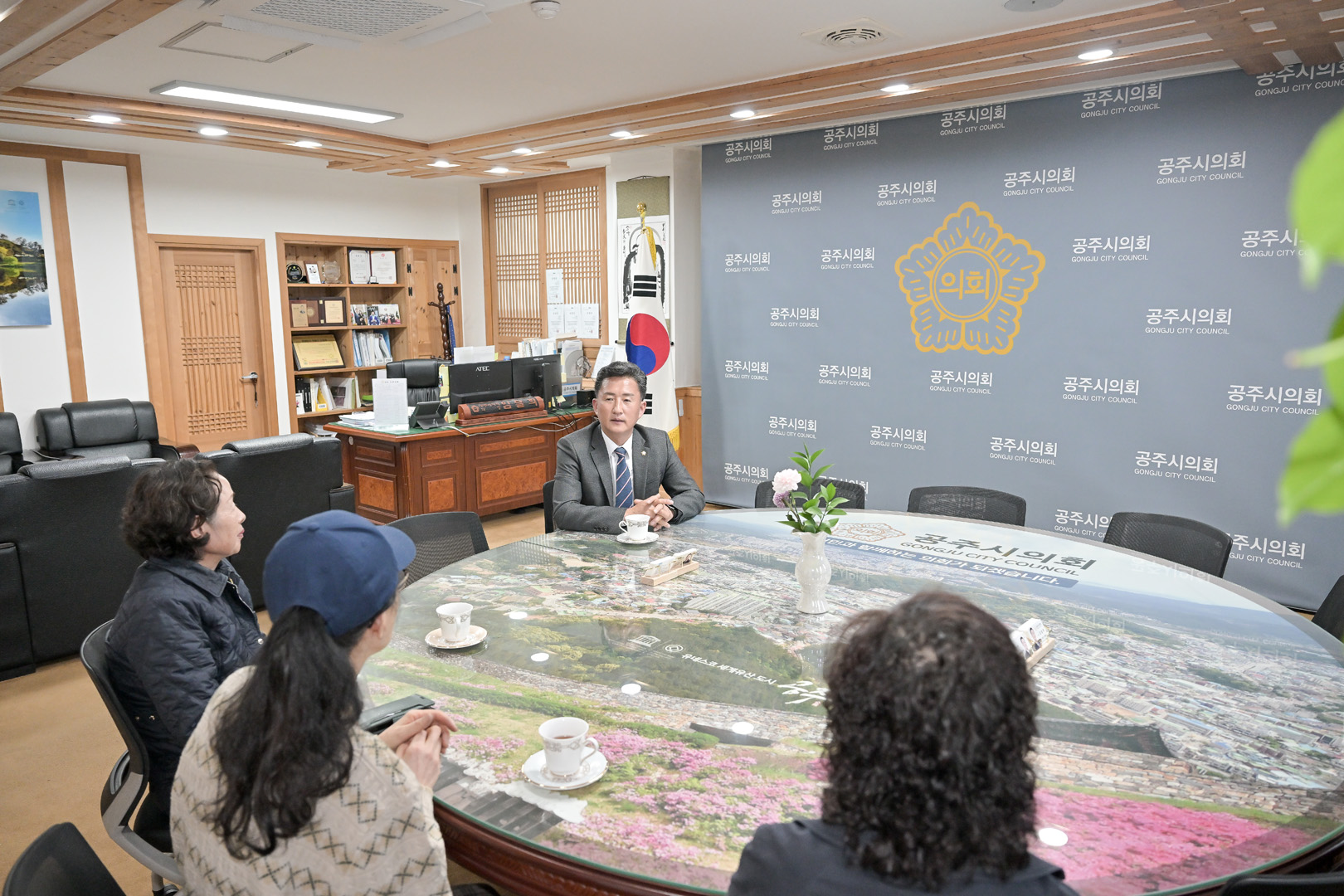 2025년 11월 3일 시민예술공간 손으로 만드는 스토리 전시회